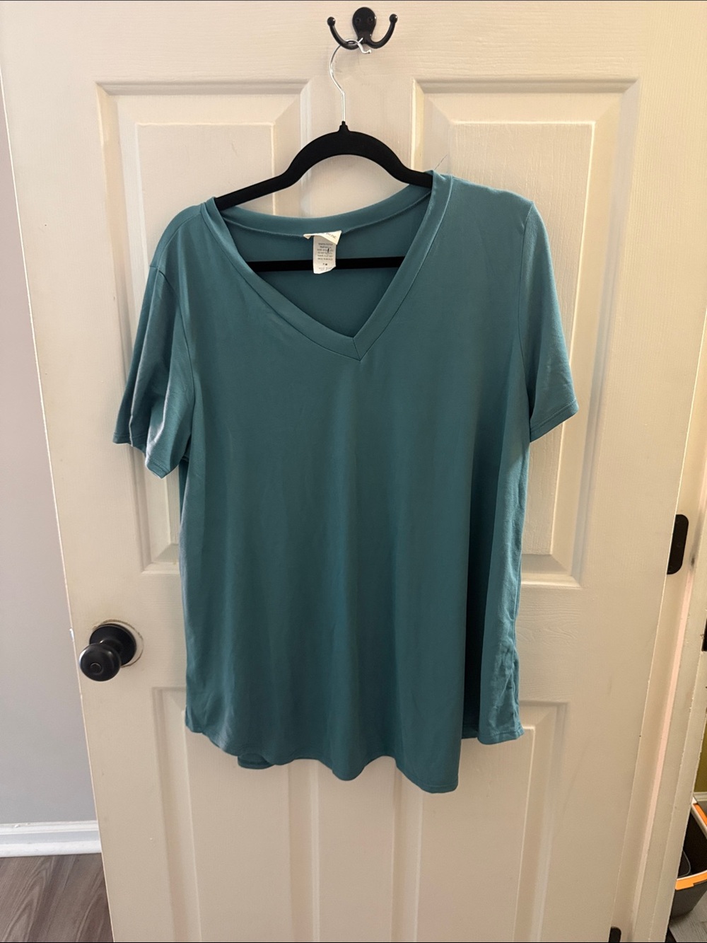 Women's V-Neck Short Sleeve Tee - Teal Blue